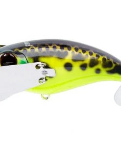 TOP WATER BAITS Jackall Pompadour Jr. 17 TOP WATER BAITS Jackall Pompadour Jr.